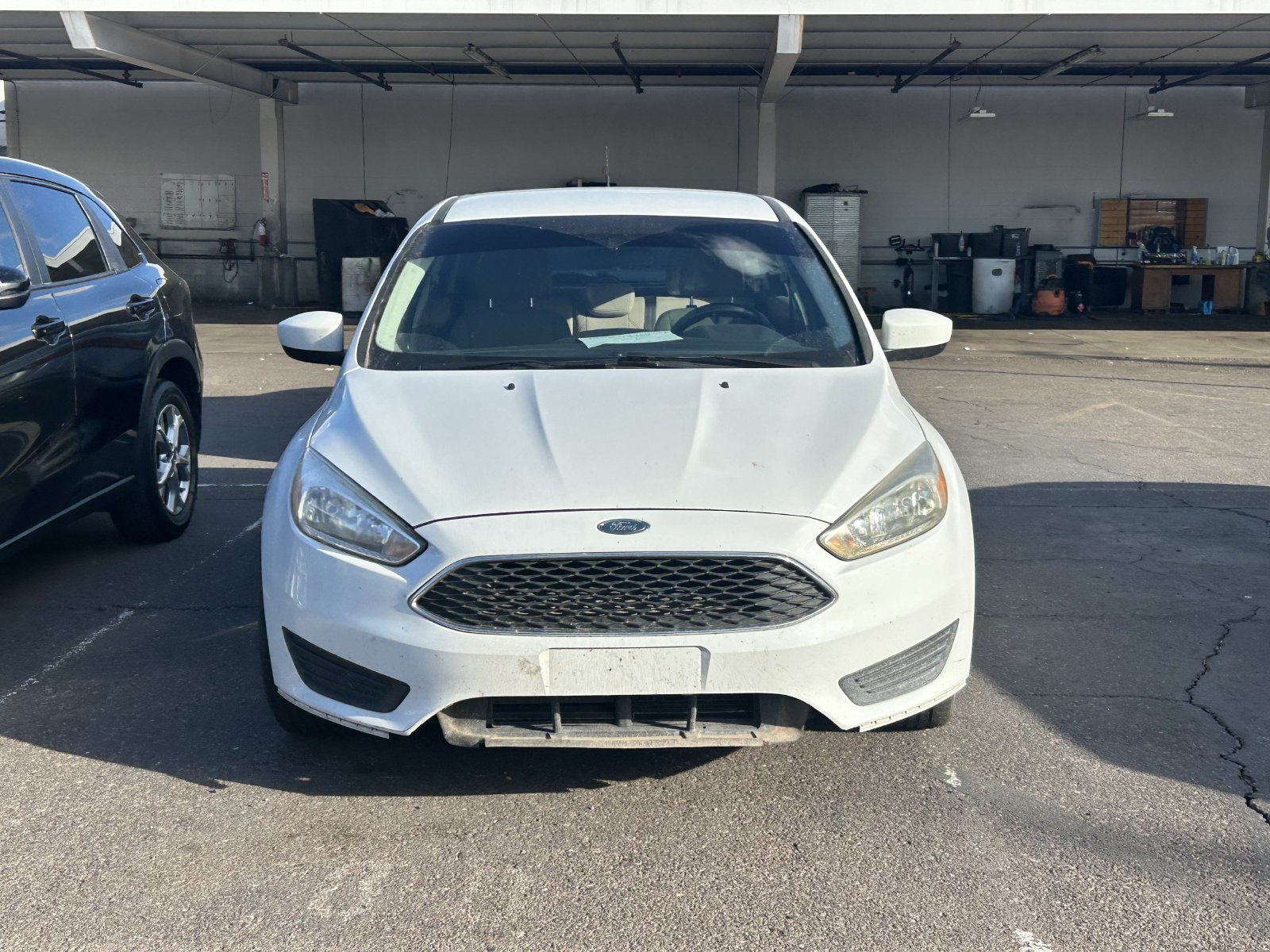Used 2018 Ford Focus SE FWD image 4