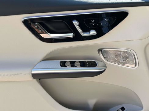 New 2027 Mercedes-Benz GLC 300 image 18
