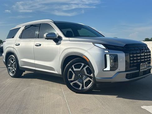 Used 2023 Hyundai Palisade Limited FWD image 6