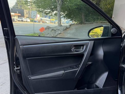 Used 2015 Toyota Corolla S FWD image 13