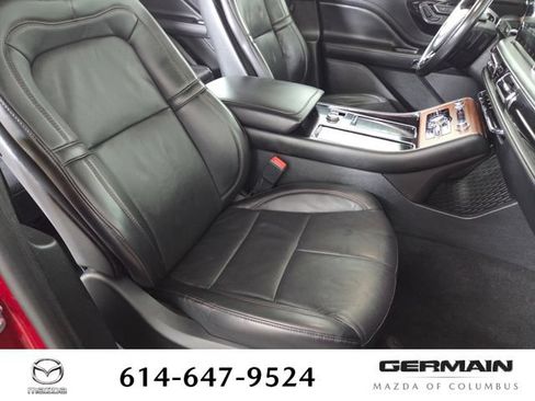 Used 2020 Lincoln Aviator Reserve w/ Elements Package Plus AWD/4WD image 29
