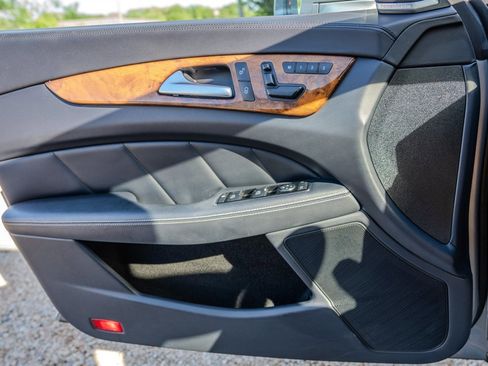 Used 2014 Mercedes-Benz CLS 550 image 25