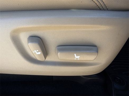 Used 2023 Toyota 4Runner SR5 Premium image 31