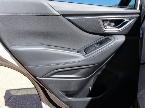 Used 2020 Subaru Forester Premium image 18