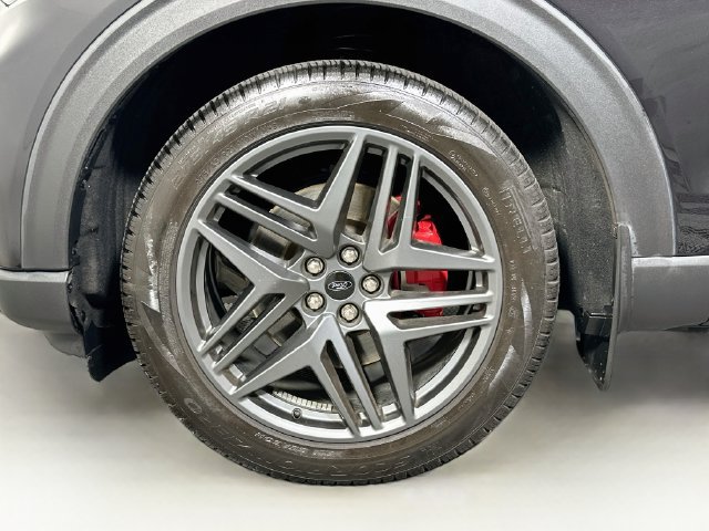 Used 2025 Ford Explorer ST-Line w/ Premium Package AWD/4WD image 38