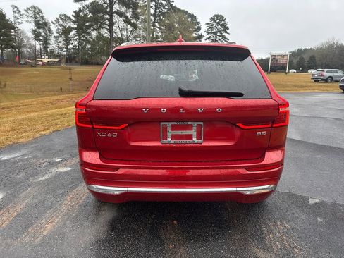 Certified 2023 Volvo XC60 B5 Plus image 5