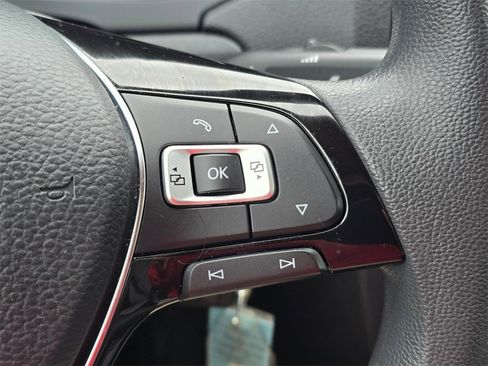 Used 2017 Volkswagen Jetta S image 31