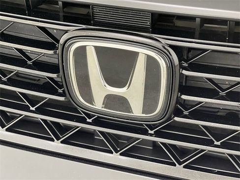 Used 2024 Honda Accord Sport image 30