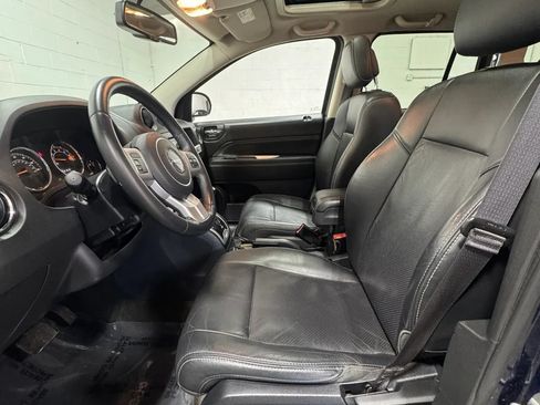 Used 2017 Jeep Compass High Altitude FWD image 11