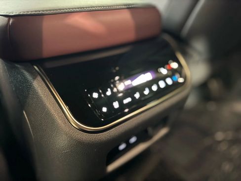 Used 2025 INFINITI QX80 Autograph w/ Premium Cargo Package image 22