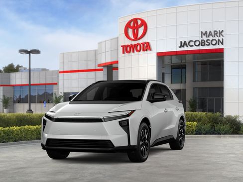 New 2026 Toyota bZ FWD image 18