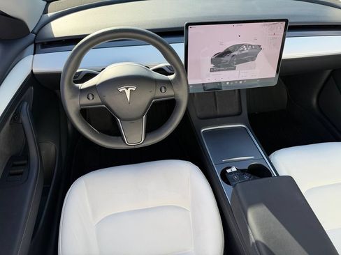 Used 2023 Tesla Model 3 Standard Range RWD image 13