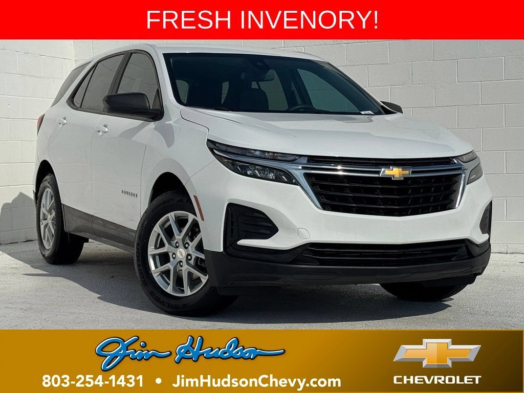 Used 2023 Chevrolet Equinox LS w/ LS Convenience Package FWD image 1