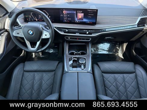 Used 2024 BMW X7 xDrive40i AWD/4WD image 22