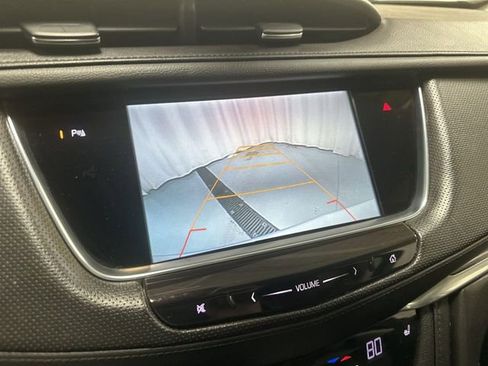 Used 2017 Cadillac XT5 Luxury w/ Driver Awareness Package image 12