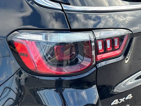 Certified 2024 Jeep Compass Latitude image 6