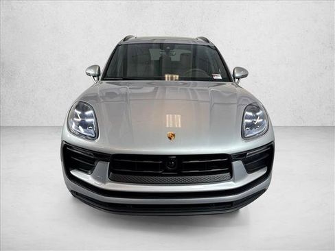 Certified 2026 Porsche Macan Turbo AWD/4WD image 6