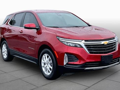 Used 2024 Chevrolet Equinox LT FWD image 3