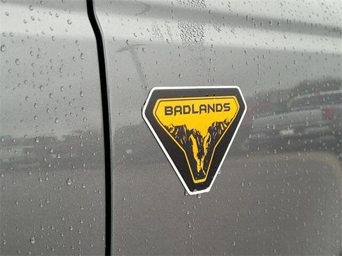 New 2025 Ford Bronco Badlands image 14