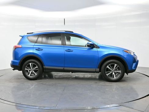 Used 2018 Toyota RAV4 XLE w/ Plus Extra Value Package image 8