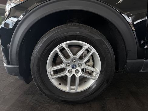 Used 2026 Ford Explorer Active AWD/4WD image 20