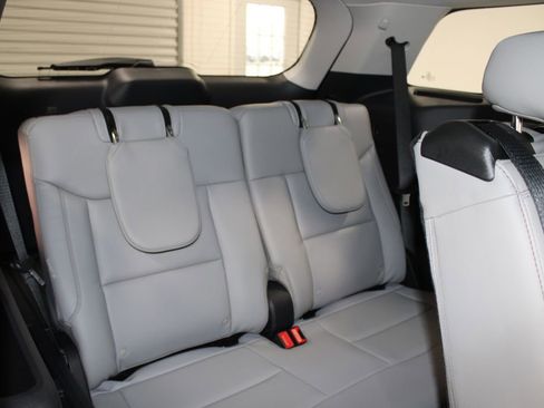 New 2026 Ford Explorer Active RWD image 34