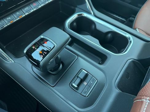 New 2026 GMC Sierra 1500 Denali Ultimate AWD/4WD image 12