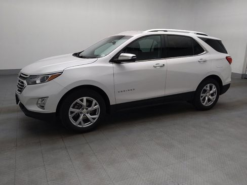 Used 2018 Chevrolet Equinox Premier AWD/4WD image 2