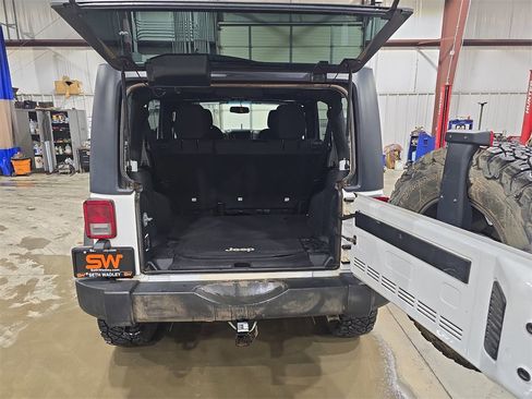 Used 2017 Jeep Wrangler Unlimited Sport w/ Quick Order Package 24S image 12