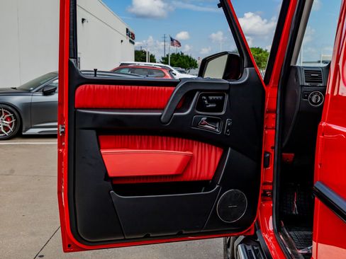 Used 2017 Mercedes-Benz G 550 image 36