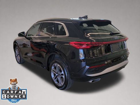 Used 2025 Audi Q5 Premium Plus w/ Premium Plus AWD/4WD image 6
