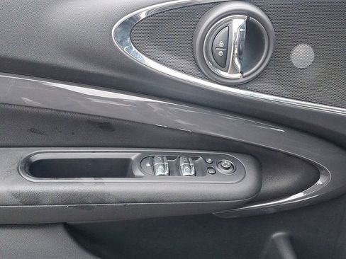 Used 2017 MINI Cooper Clubman S image 13