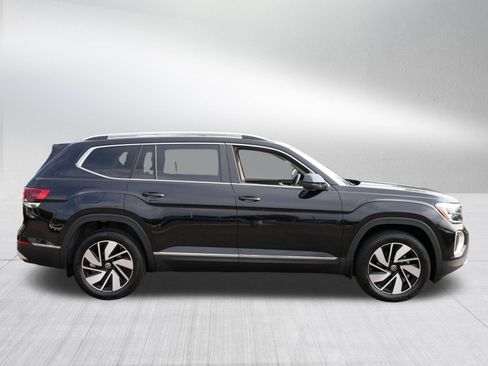 Used 2026 Volkswagen Atlas SEL AWD/4WD image 8
