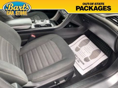 Used 2020 Ford Fusion SE AWD/4WD image 11