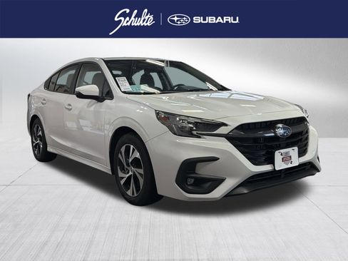 Used 2025 Subaru Legacy Premium AWD/4WD image 1