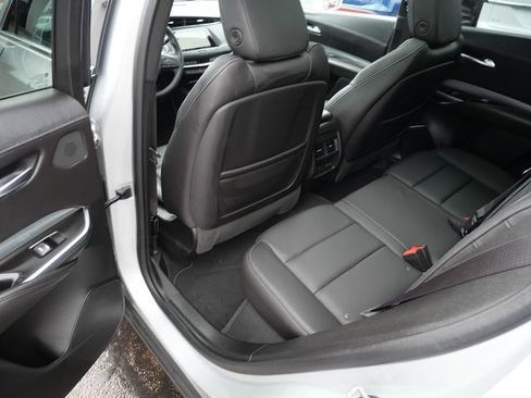 Used 2019 Cadillac XT4 Premium Luxury image 19