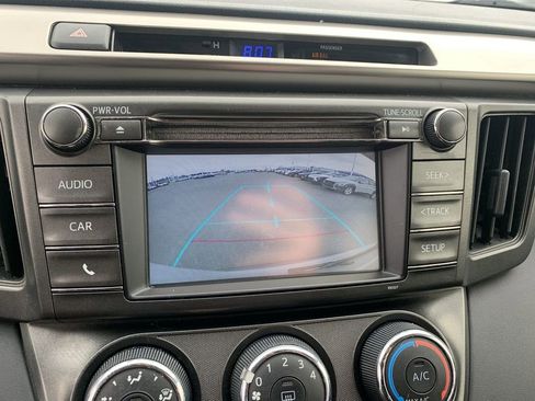 Used 2014 Toyota RAV4 LE image 24