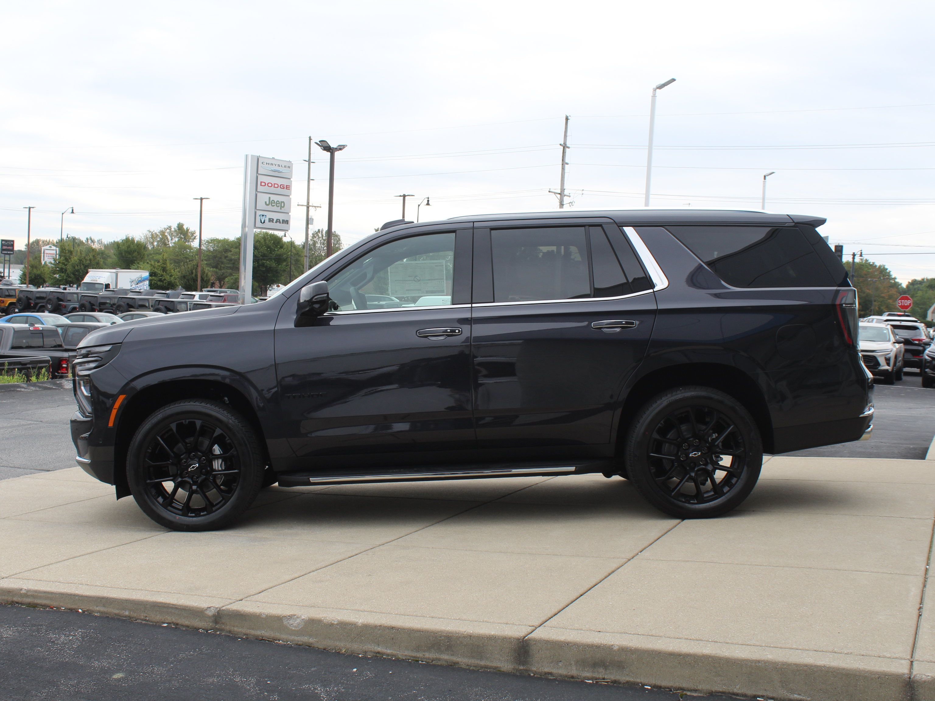 New 2026 Chevrolet Tahoe Premier AWD/4WD image 9