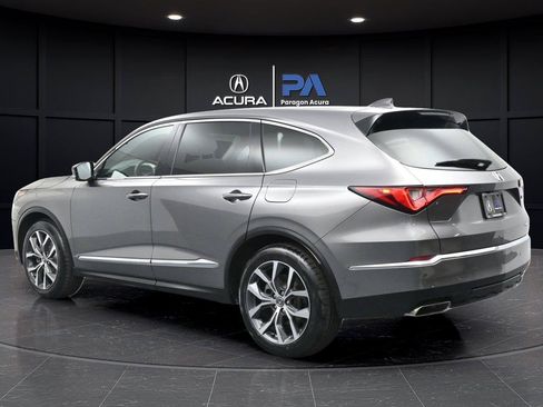Used 2023 Acura MDX SH-AWD w/ Technology Package image 22