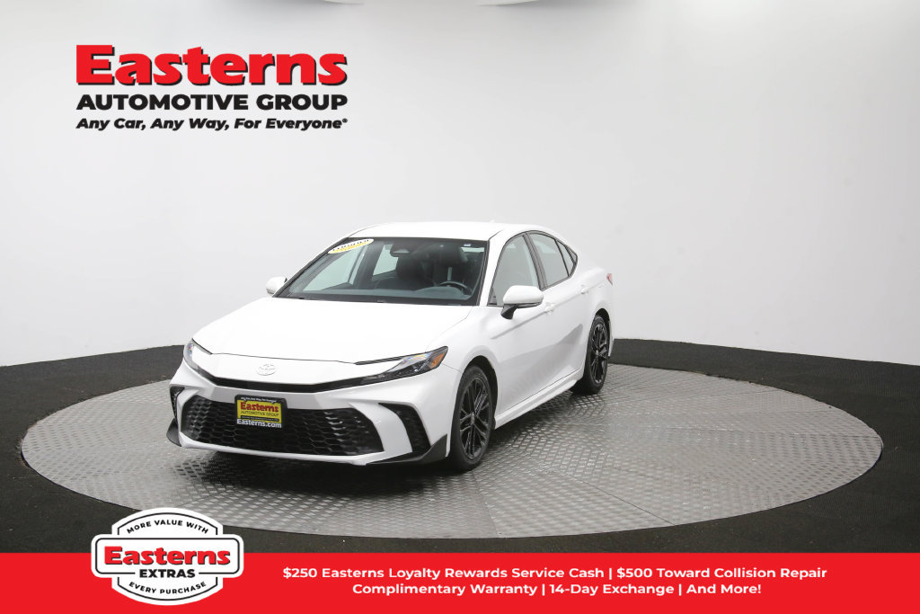 Used 2025 Toyota Camry SE FWD image 56