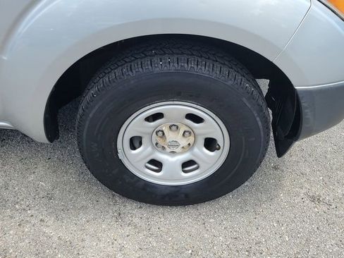 Used 2006 Nissan Frontier XE w/ (G01) XE Preferred Pkg RWD image 7