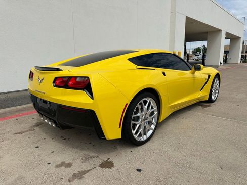 Used 2019 Chevrolet Corvette Stingray Coupe w/ 1LT RWD image 7