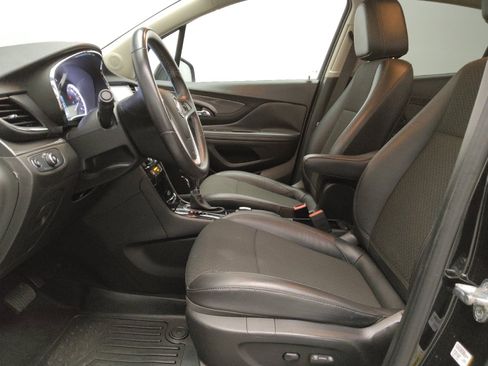 Used 2017 Buick Encore Preferred image 17