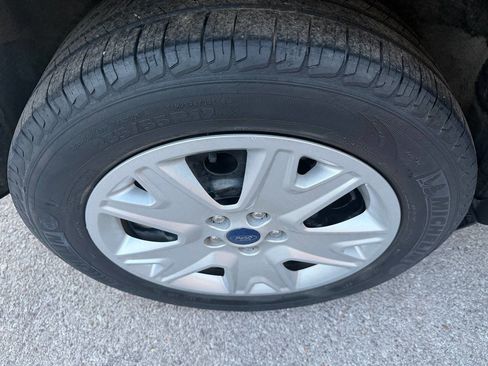 Used 2013 Ford Escape S FWD image 31