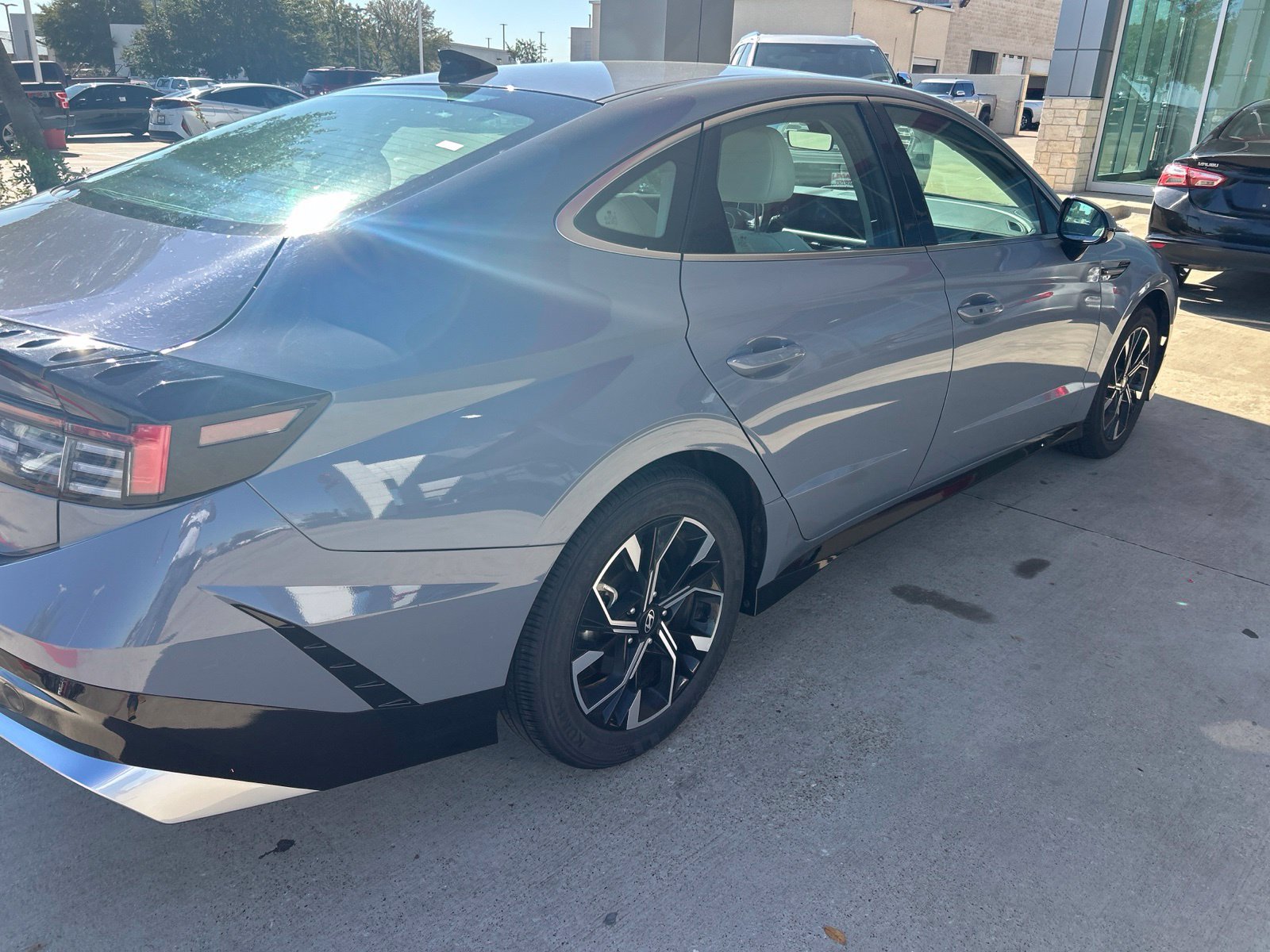 Used 2025 Hyundai Sonata SEL FWD image 10