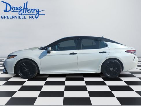 Used 2021 Toyota Camry XSE FWD image 2