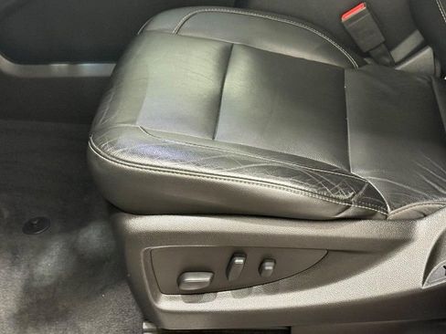 Used 2019 Chevrolet Tahoe LT AWD/4WD image 21