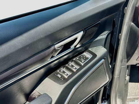 Used 2024 Kia Telluride S FWD image 18