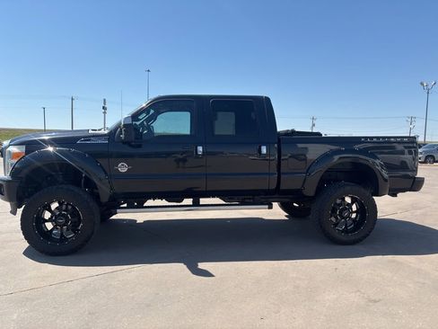 Used 2015 Ford F250 Platinum w/ FX4 Off-Road Package image 3