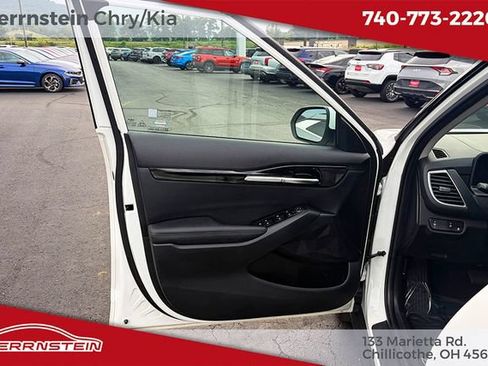 Used 2024 Kia Seltos EX FWD image 14